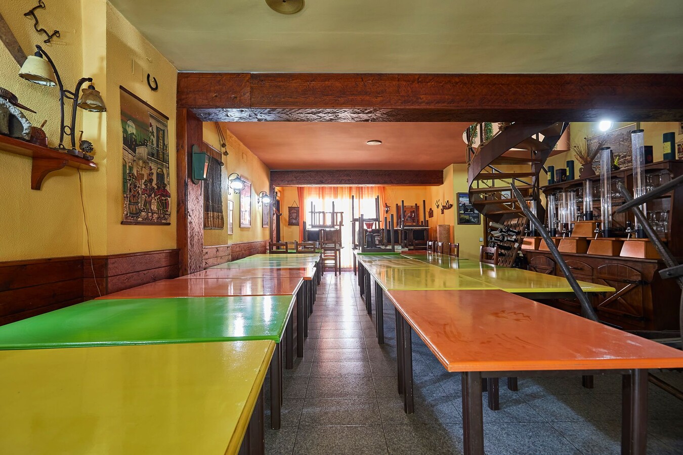 Avenida Costa Brava, 18, Castell-Platja d'Aro, GER 17250 - Unit 1 - - Interior Photo - Image 1 of 14