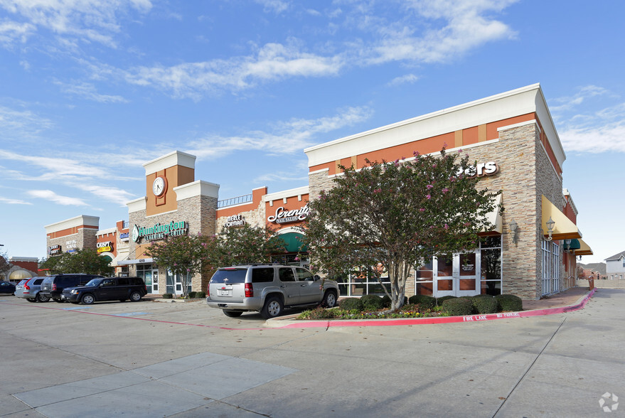 1211 E Debbie Ln, Mansfield, TX for rent - Building Photo - Image 3 of 3