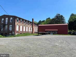 420 Beacon St, Birdsboro, PA for sale Primary Photo- Image 1 of 8