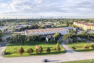 7055 Old Katy Rd, Houston, TX - AERIAL  map view