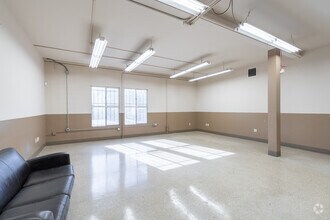 11696 Sorrento Valley Rd, San Diego, CA to rent Interior Photo- Image 2 of 7