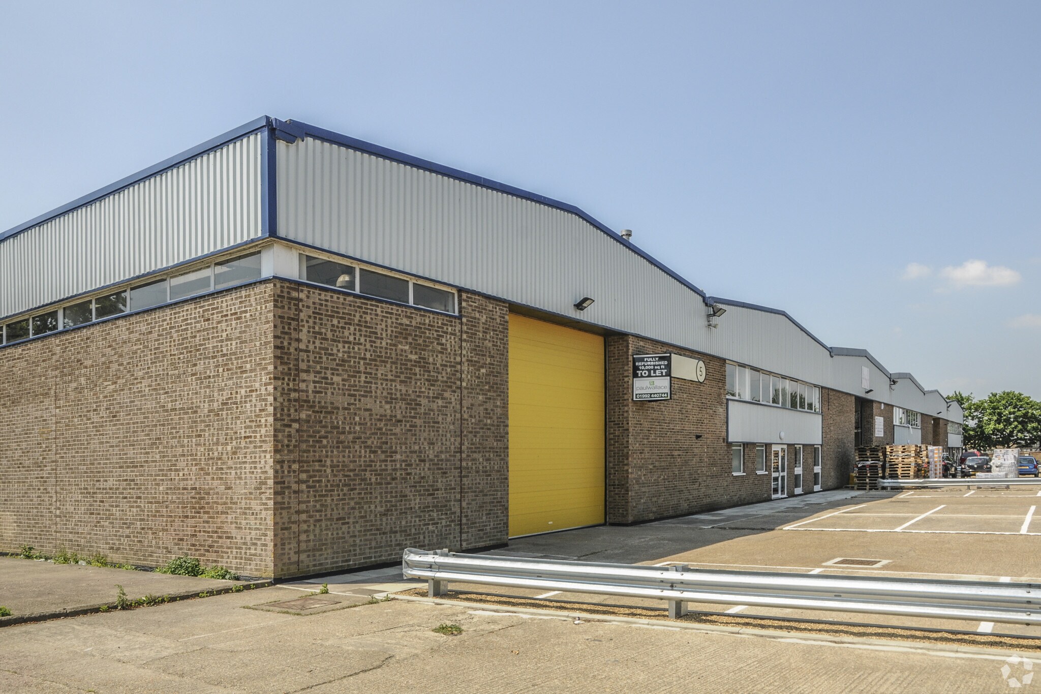 Pindar Rd, Hoddesdon for sale Primary Photo- Image 1 of 1