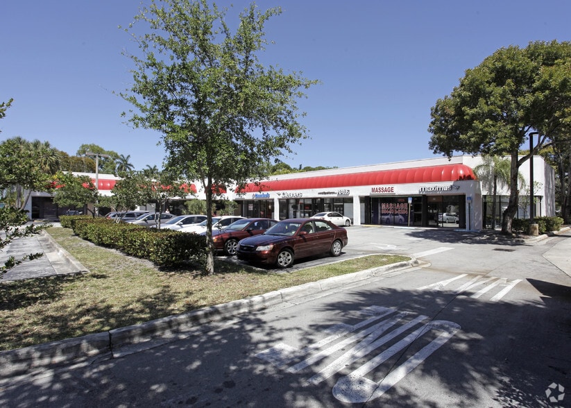 900-916 Powerline Rd, Pompano Beach, FL for rent - Primary Photo - Image 1 of 4