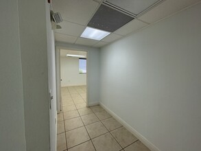 10631 N Kendall Dr, Miami, FL for rent Building Photo- Image 2 of 13