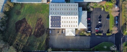 10 East Dorset Trade Park, Wimborne, DOR - AERIAL  map view