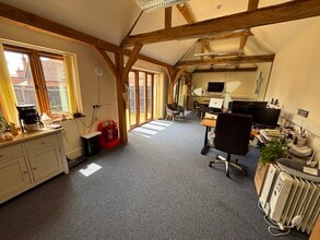 Bartletts Ln, Maidenhead to rent Interior Photo- Image 2 of 4