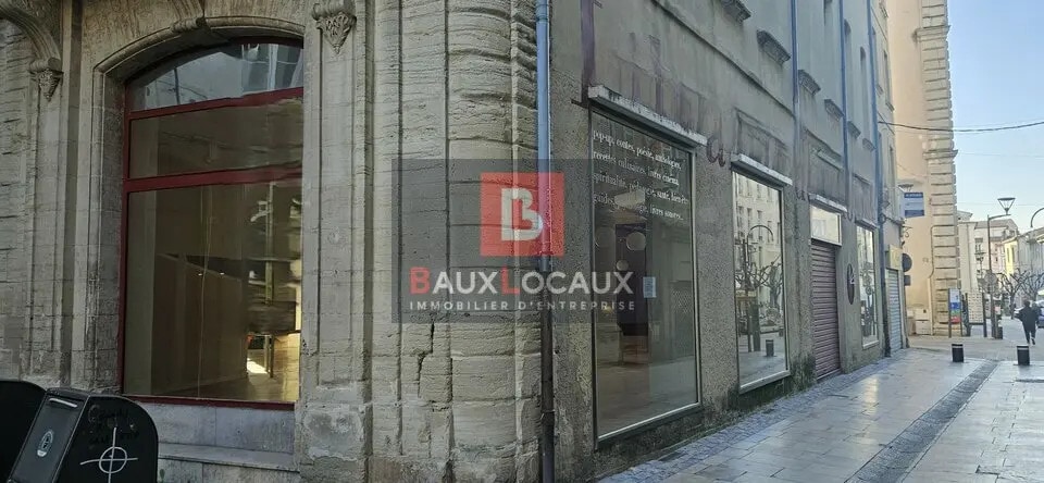 Location Commerce 288 m² - Photo 1