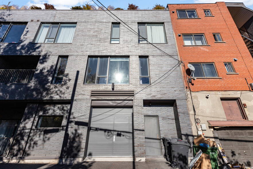 7396-7398 Rue Saint-Hubert, Montréal, QC for rent - Building Photo - Image 3 of 33