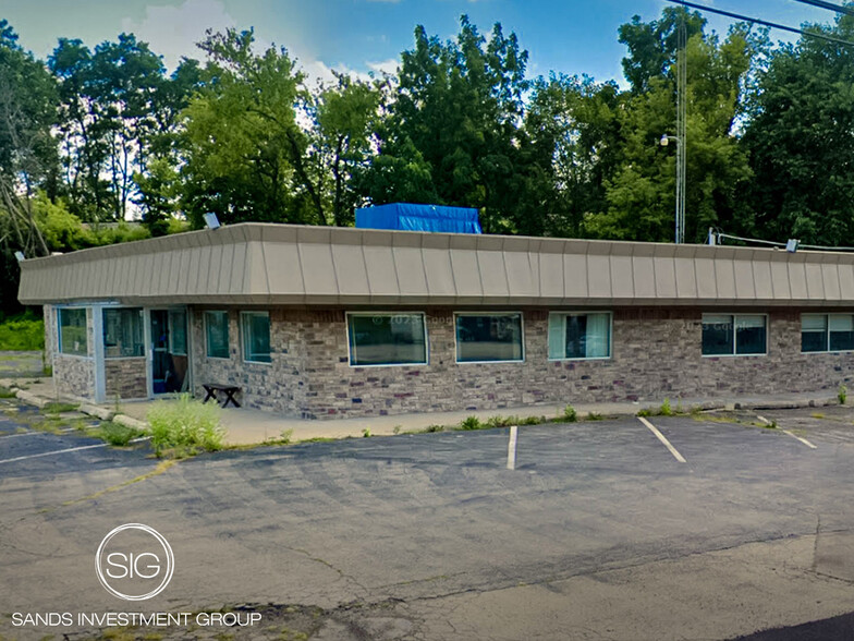 682 Park Ave, Genoa, IL for sale - Building Photo - Image 1 of 1