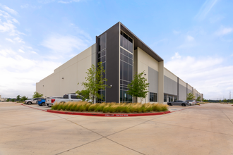 4805 N Interstate 35, Georgetown, TX for rent Building Photo- Image 1 of 10