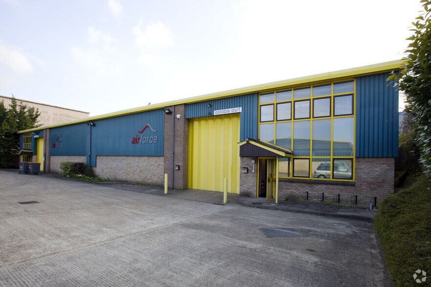 North Way, Andover for sale - Primary Photo - Image 1 of 1