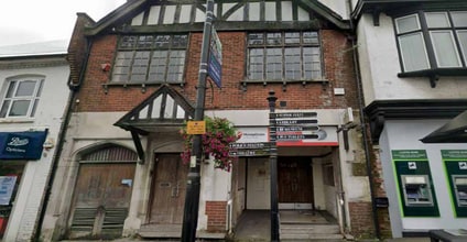 19 Station Ave, Caterham for sale Building Photo- Image 1 of 1