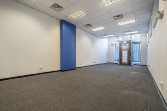 143 E State St, Trenton, NJ to rent Interior Photo- Image 1 of 8