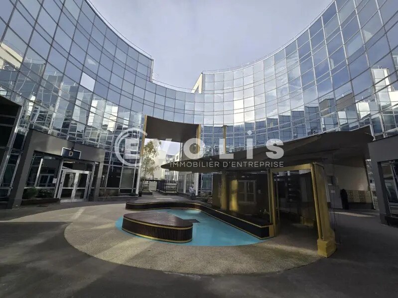Office in Massy to rent Building Photo- Image 1 of 16