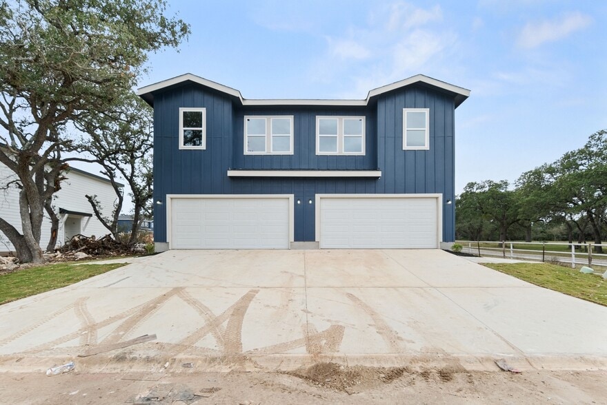 3501 Renfro St, Burleson, TX for sale - Primary Photo - Image 1 of 20