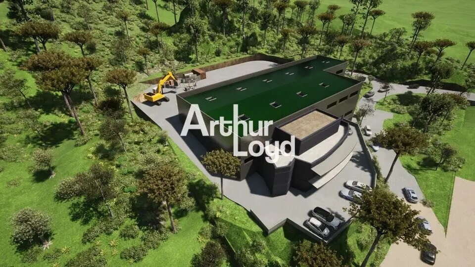 Light Industrial in Nice for sale - Aerial - Image 2 of 4