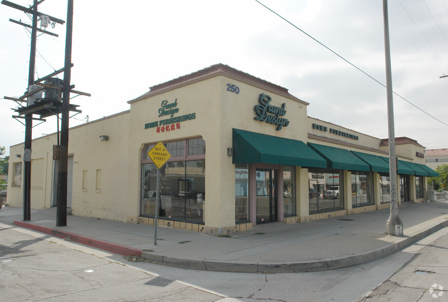 250 S San Gabriel Blvd, San Gabriel, CA for rent - Primary Photo - Image 1 of 4