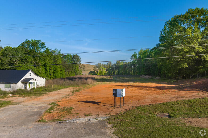 6855 Roosevelt Hwy, Fairburn, GA for rent - Building Photo - Image 2 of 18