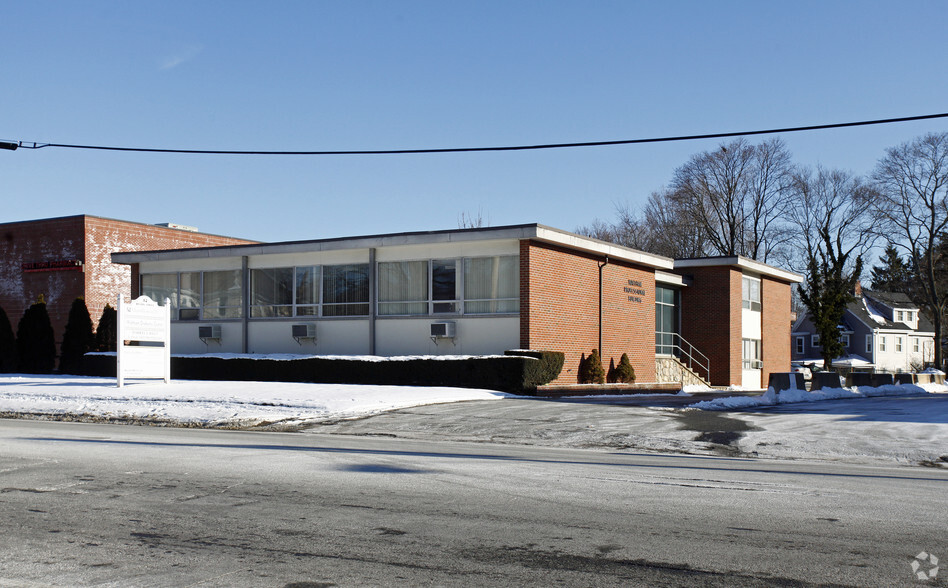 42 Weston St, Waltham, MA for sale - Primary Photo - Image 1 of 1