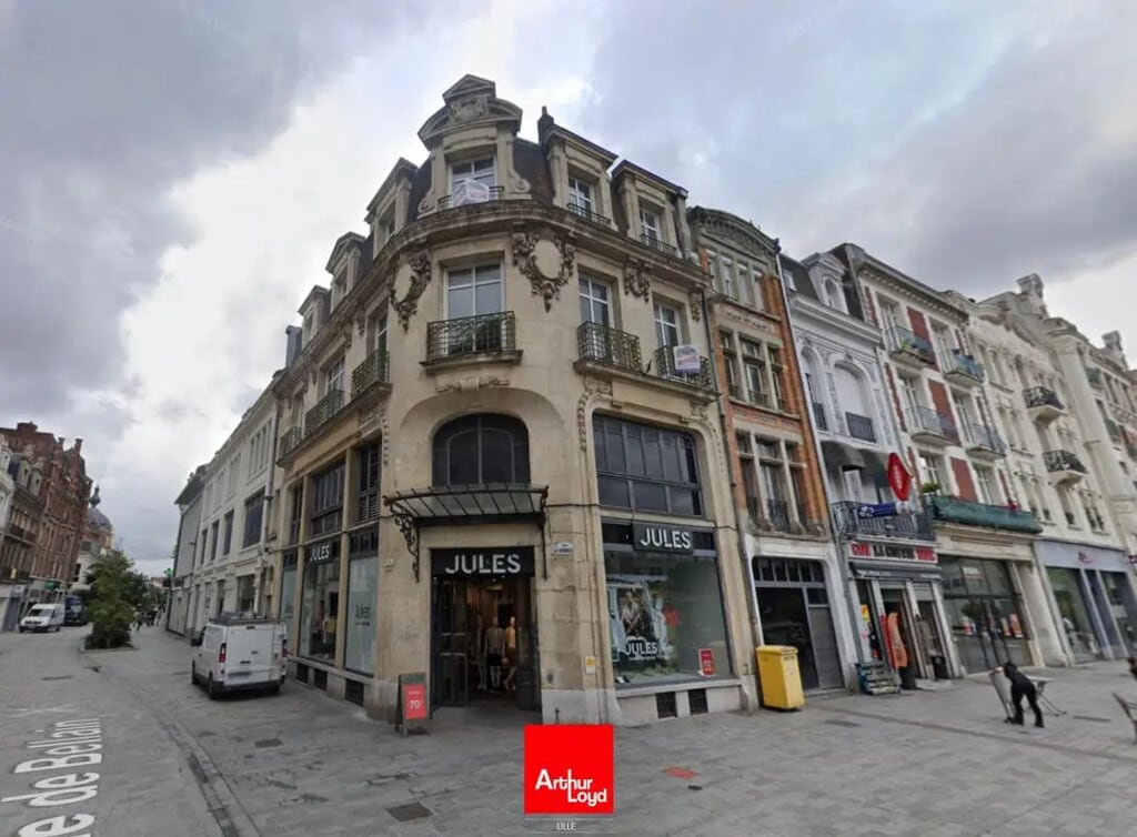 Location Commerce 279 m² - Photo 1
