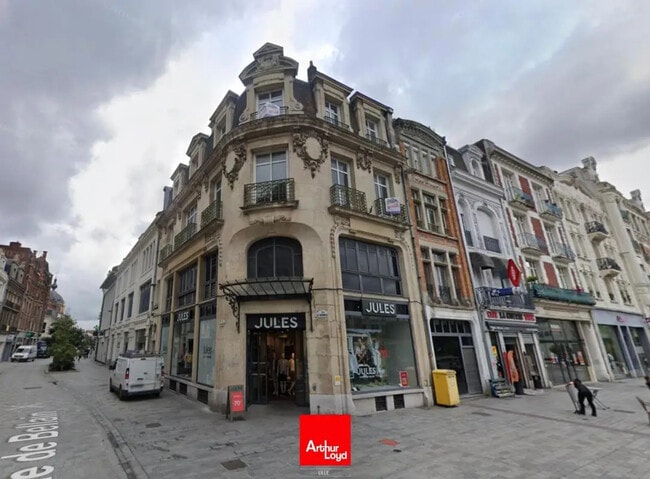 Location Commerce 279 m²