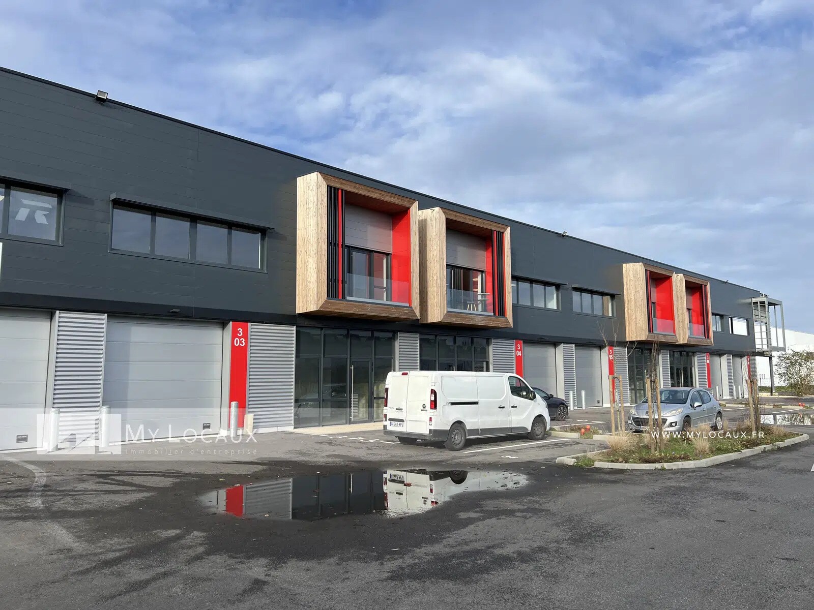 Light Industrial in Éragny to rent Building Photo- Image 1 of 2