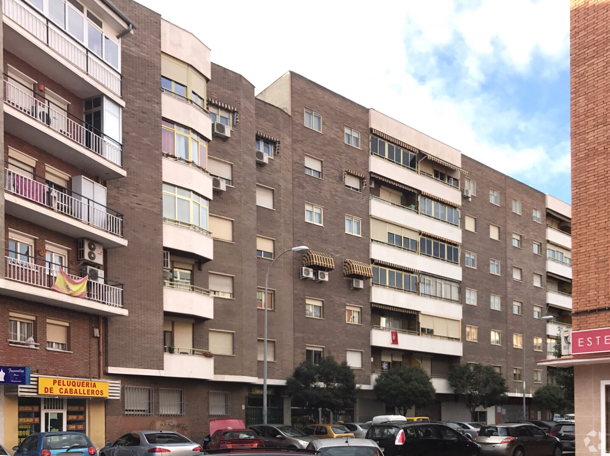 Retail in Alcalá de Henares, Madrid to rent Primary Photo- Image 1 of 3
