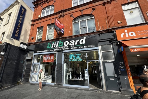 409-411 Brixton Rd, London to rent - Building Photo - Image 3 of 3