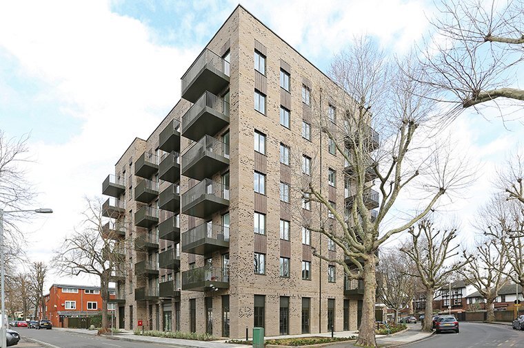 345 Southwark Park Rd, London for sale Primary Photo- Image 1 of 1