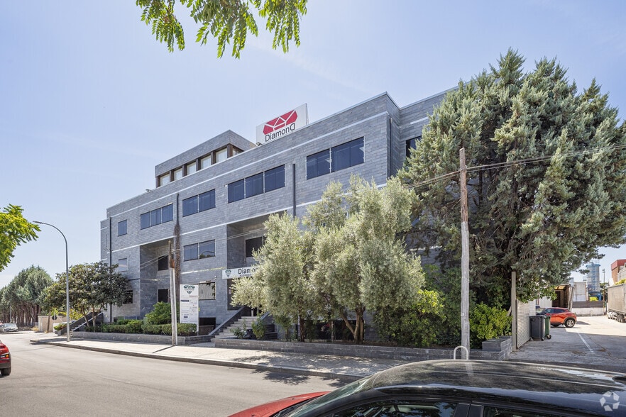 Office in Coslada, Madrid for sale - Building Photo - Image 3 of 3