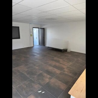 More details for Retail for Sale