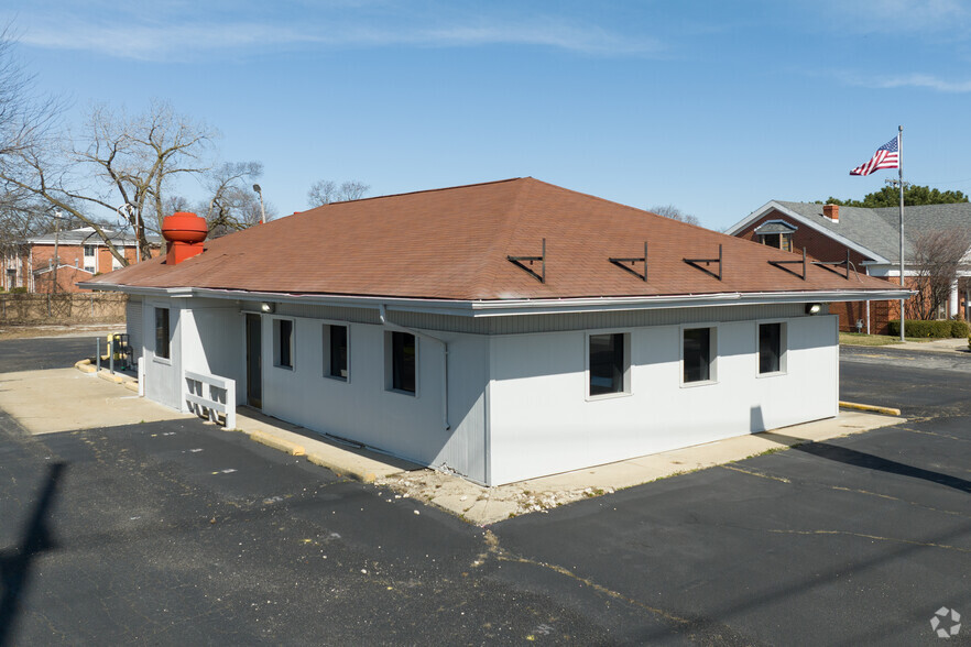 1954 W Laskey Rd, Toledo, OH for rent - Primary Photo - Image 1 of 5