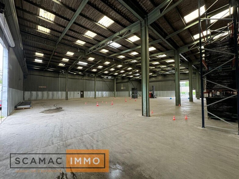 Industrial in Viry-Châtillon to rent - Interior Photo - Image 3 of 6