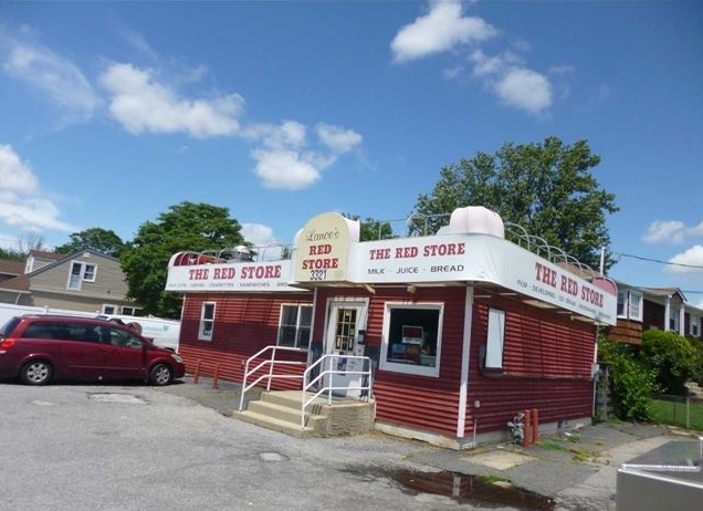 3321 Oceanside Rd, Oceanside, NY for sale - Primary Photo - Image 1 of 1