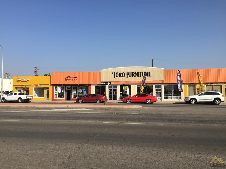 10917 Main St, Lamont, CA for sale - Building Photo - Image 1 of 1