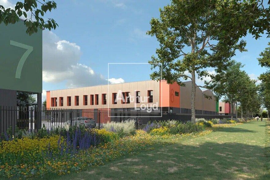 Light Industrial in Limeil-Brévannes for sale - Building Photo - Image 2 of 9