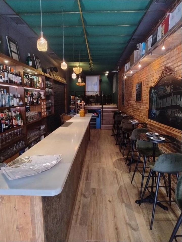 Retail in Barcelona, Barcelona to rent Interior Photo- Image 1 of 5
