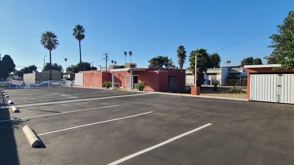 630 N Park Ave, Pomona, CA for rent - Building Photo - Image 1 of 6