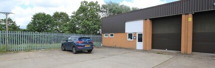 Lodge Rd, Staplehurst to rent Building Photo- Image 1 of 1