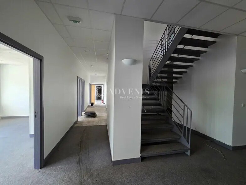 Office in Villepinte to rent - Interior Photo - Image 3 of 15