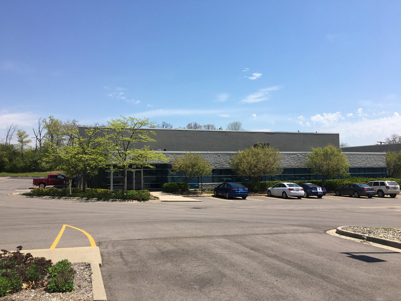 20 Corporate Dr, Auburn Hills, MI for sale - Building Photo - Image 1 of 1