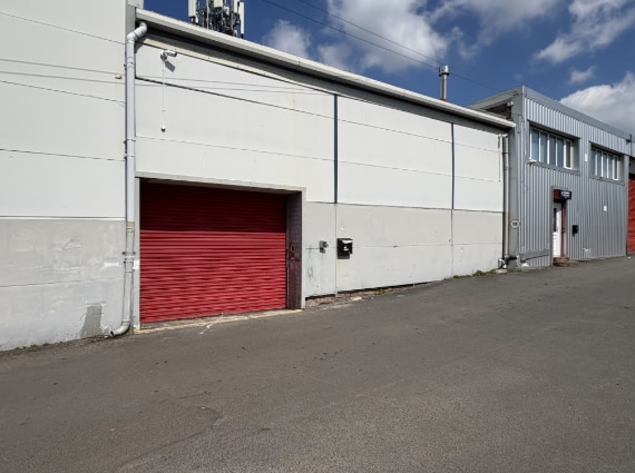 Lees St, Manchester to rent Building Photo- Image 1 of 9