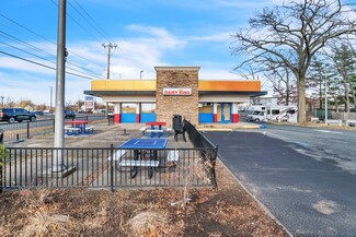 More details for 1535 Memorial Dr, Chicopee, MA - Retail for Sale