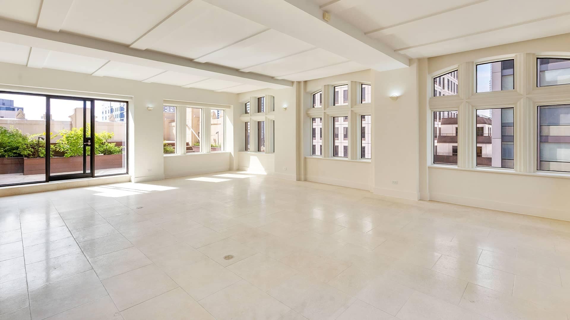 114 W 7th St, Austin, TX to rent Interior Photo- Image 1 of 14