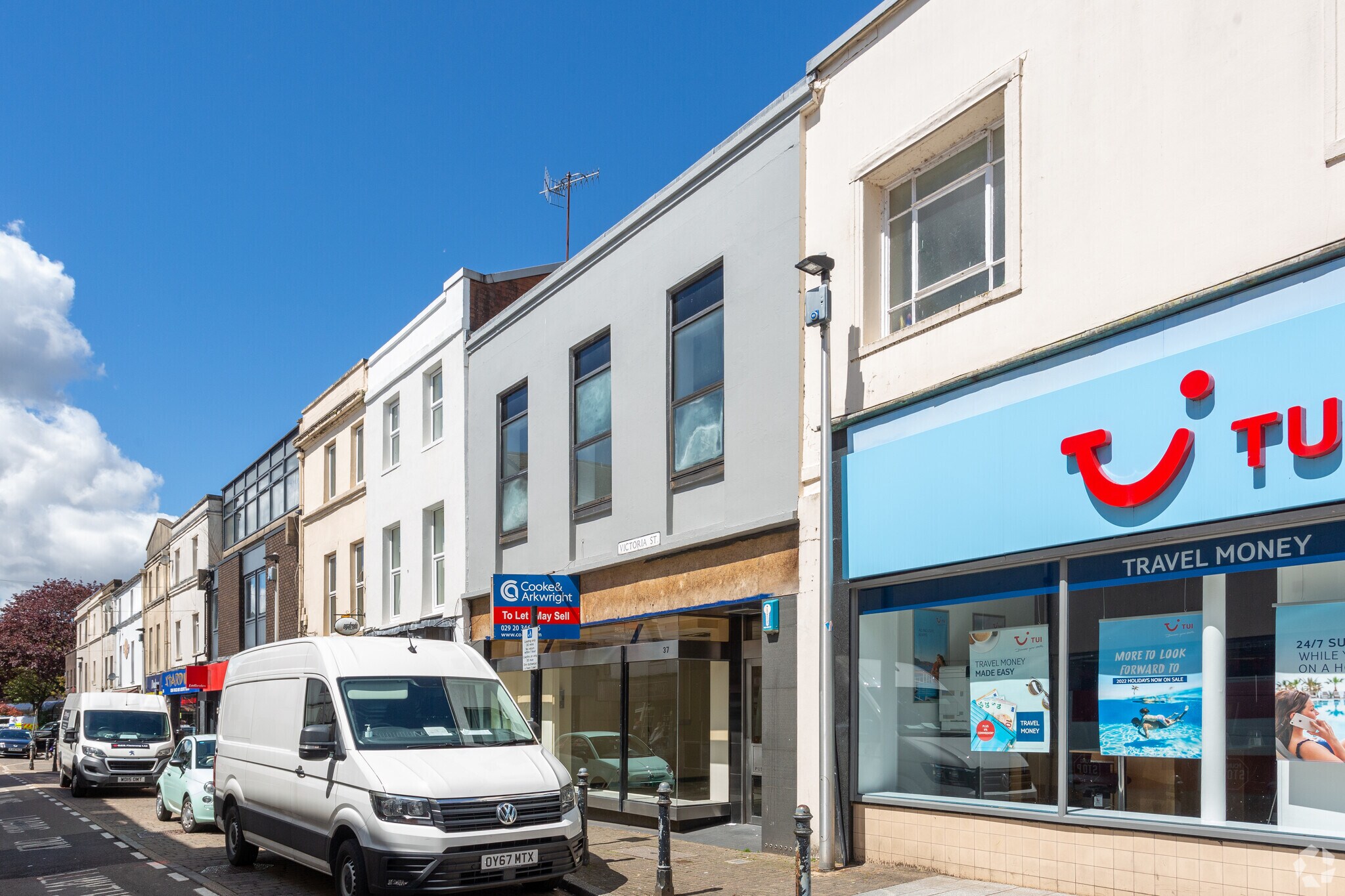 37 Victoria St, Merthyr Tydfil for sale Primary Photo- Image 1 of 1