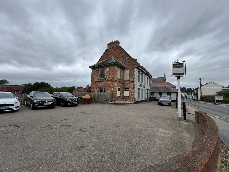 21 Oak St, Fakenham for rent - Building Photo - Image 2 of 2