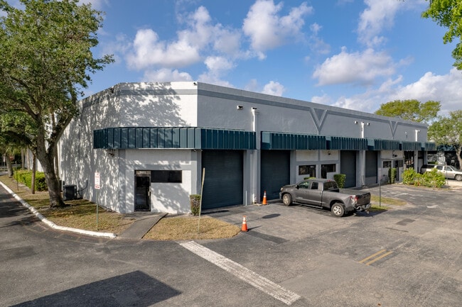 More details for 6741 W Sunrise Blvd, Plantation, FL - Industrial to Rent