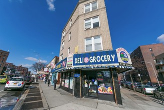 7611 Broadway, Elmhurst, NY for sale Primary Photo- Image 1 of 1