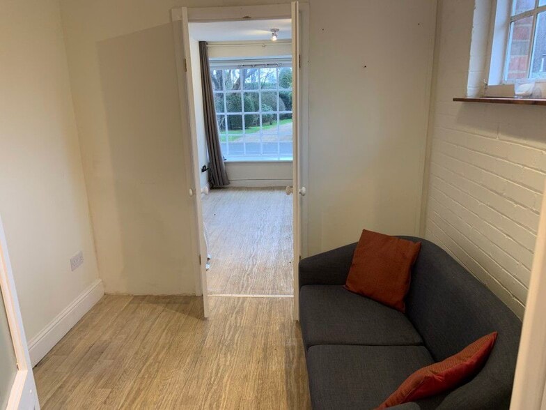 The Street, Benenden to rent - Interior Photo - Image 3 of 4