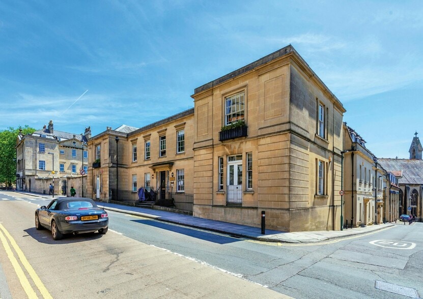 Charlotte St, Bath to rent - Building Photo - Image 1 of 9